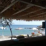 Villa Elias *